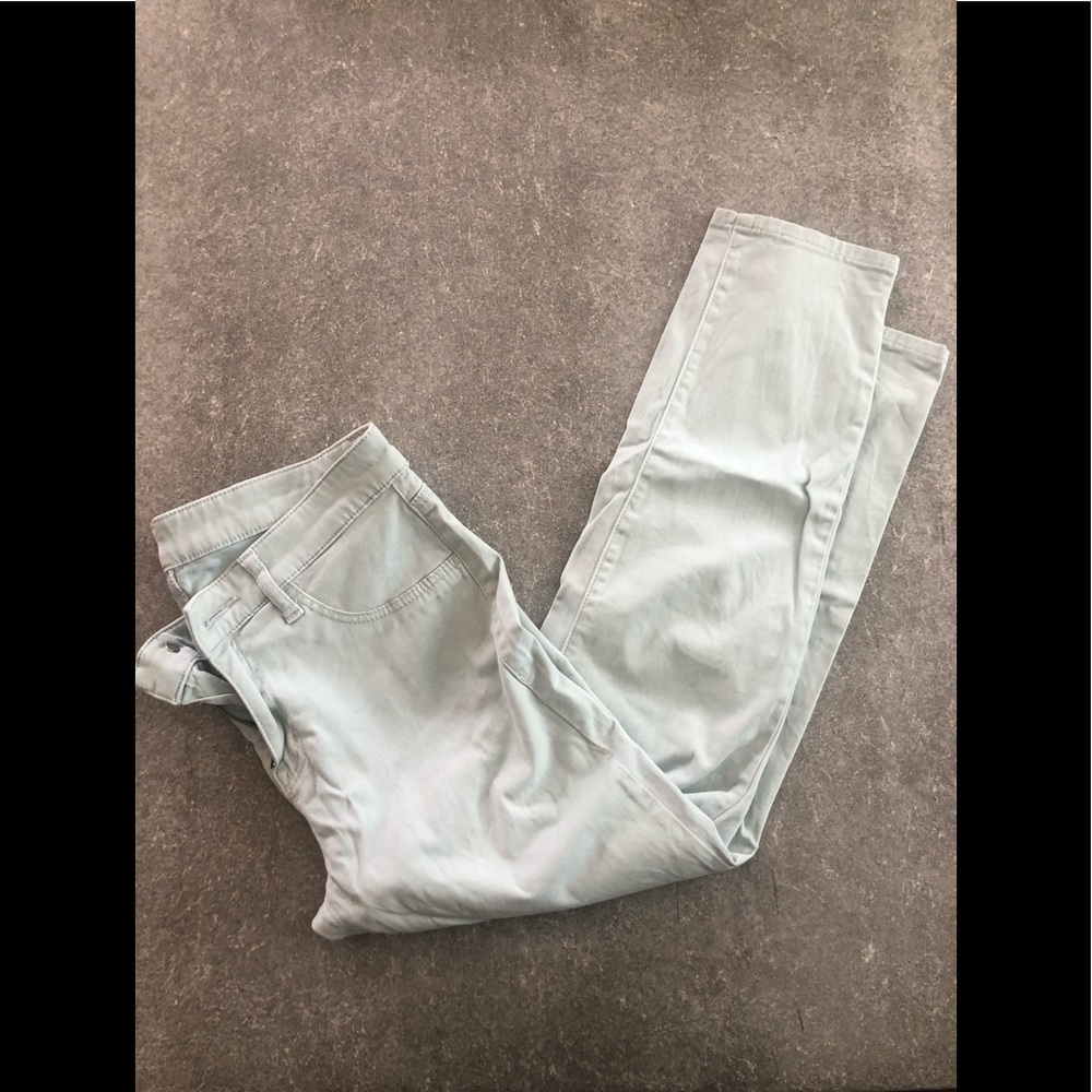 Uniqlo cropped pants